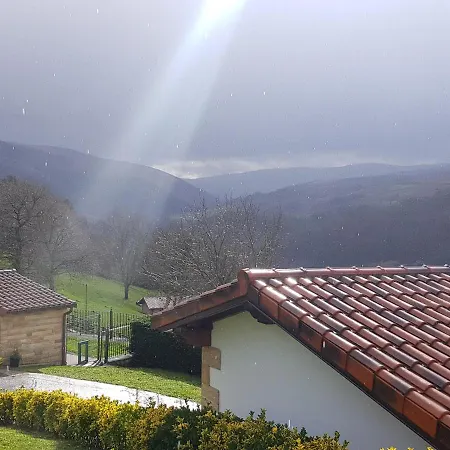 Mom Villa Tinina 아파트 Santiurde de Toranzo